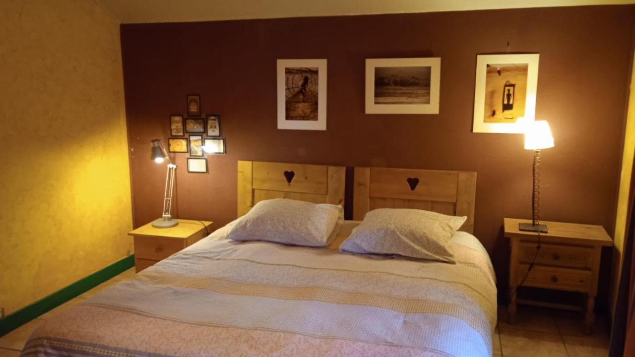 Bed and Breakfast Le Mas Franc Enveitg Экстерьер фото